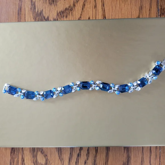 Lisner Bracelet ~ Vintage Faux Sapphire ~ Aurora Borealis ~ Pretty! *See Notes* - Picture 1 of 16